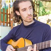 Profesor para aprender guitarra presencial en Málaga